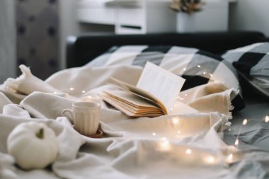 Saat Keheningan Menjadi Tempat Berlindung